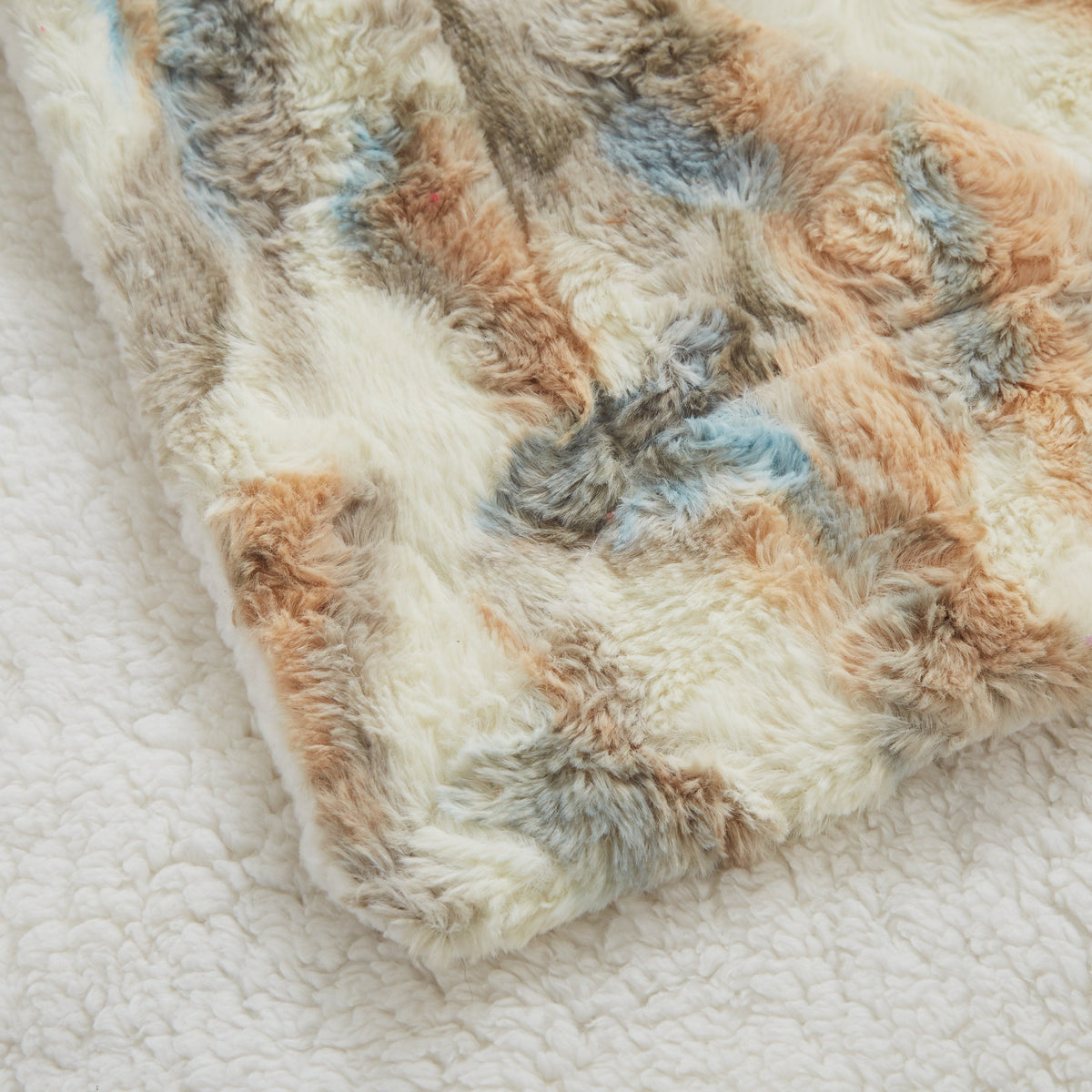 Lynx Faux Fur Throw